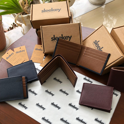 Sleekey FoldOne - Navy Blue Pebbled Leather