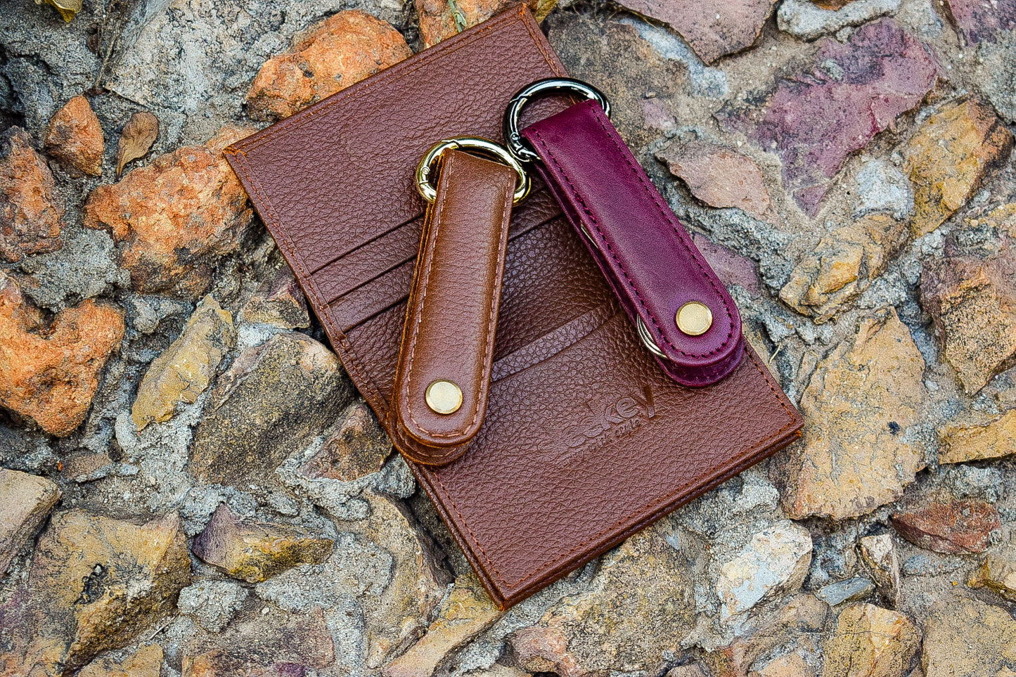 Key & Pocket Organizer - Sandstone Pebbled Leather